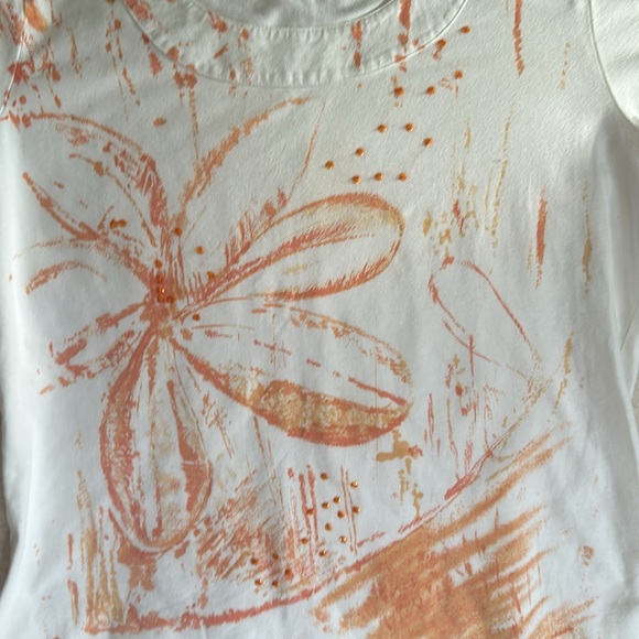 Weekend Choices short sleeved Tshirt. Large. Scoop necked.Sequinced front. - Picture 2 of 6